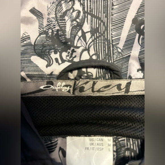 Oakley Women's Jacket Size Medium Black‎ Waist Tie Full Zip Hooded Coat - Picture 10 of 13